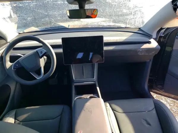 7SAYGDEE4TF435901 2026 TESLA MODEL Y - Image 8
