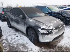 7SAYGDEE4TF441360 2026 TESLA MODEL Y
