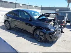 7SAYGDEE4TF543614 2026 TESLA MODEL Y