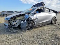 7SAYGDEE4TF603293 2026 TESLA MODEL Y