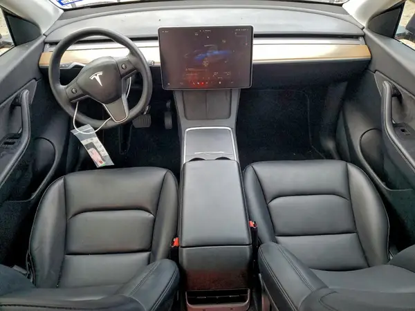 7SAYGDEE5NA002748 2022 TESLA MODEL Y - Image 8
