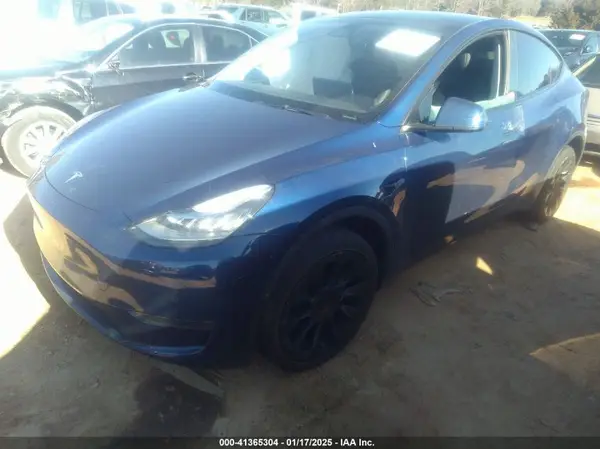 7SAYGDEE5NA013975 2022 TESLA MODEL Y - Image 2