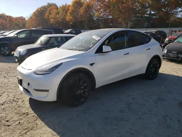7SAYGDEE5NA017105 2022 TESLA MODEL Y - Image 1