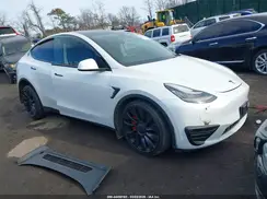 7SAYGDEE5NF310750 2022 TESLA MODEL Y