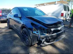 7SAYGDEE5NF314085 2022 TESLA MODEL Y