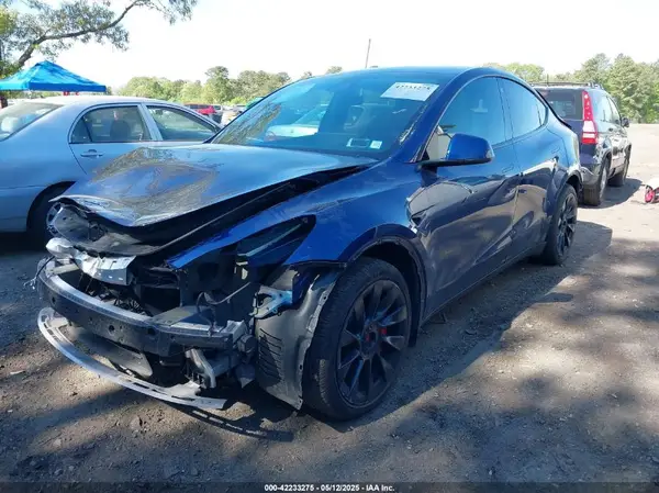 7SAYGDEE5NF314085 2022 TESLA MODEL Y - Image 2