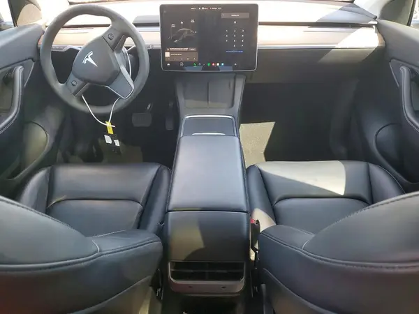 7SAYGDEE5NF316127 2022 TESLA MODEL Y - Image 8