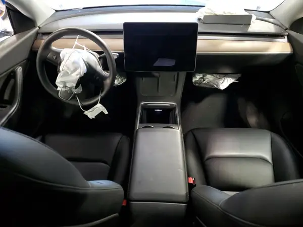 7SAYGDEE5NF322879 2022 TESLA MODEL Y - Image 8