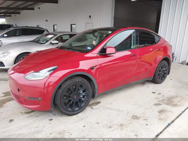 7SAYGDEE5NF335745 2022 TESLA MODEL Y - Image 2