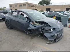 7SAYGDEE5NF341559 2022 TESLA MODEL Y