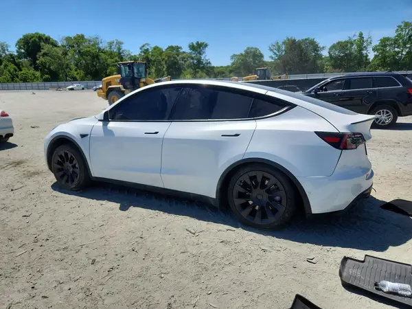 7SAYGDEE5NF342159 2022 TESLA MODEL Y - Image 2