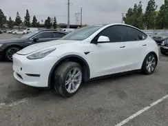 7SAYGDEE5NF352075 2022 TESLA MODEL Y