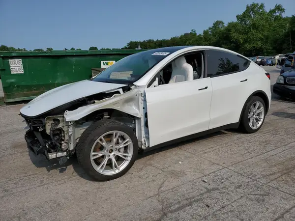 7SAYGDEE5NF355624 2022 TESLA MODEL Y - Image 1