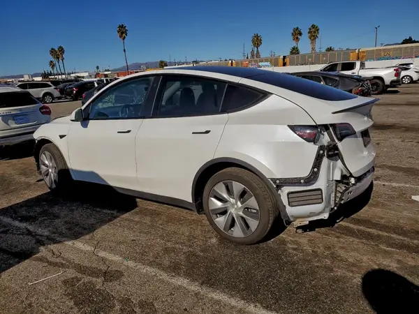 7SAYGDEE5NF356529 2022 TESLA MODEL Y - Image 2