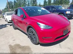 7SAYGDEE5NF365697 2022 TESLA MODEL Y