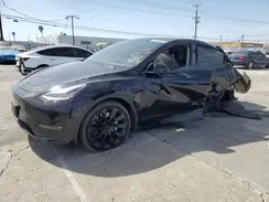 7SAYGDEE5NF367952 2022 TESLA MODEL Y