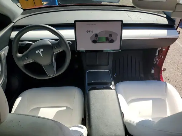 7SAYGDEE5NF369488 2022 TESLA MODEL Y - Image 8