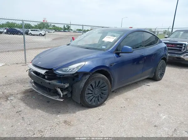 7SAYGDEE5NF370754 2022 TESLA MODEL Y - Image 2