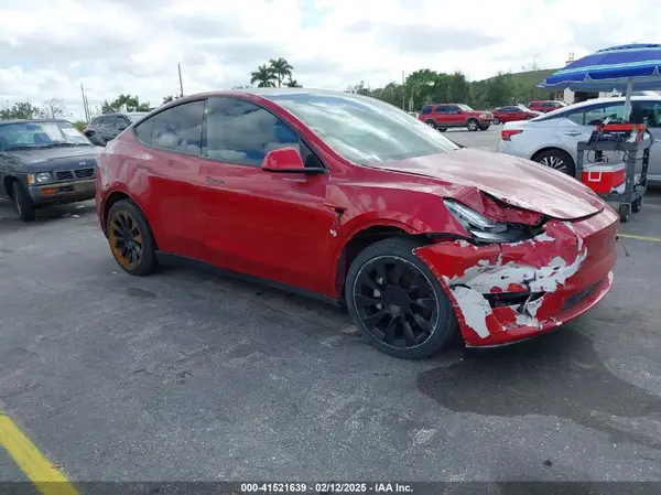7SAYGDEE5NF386470 2022 TESLA MODEL Y - Image 1