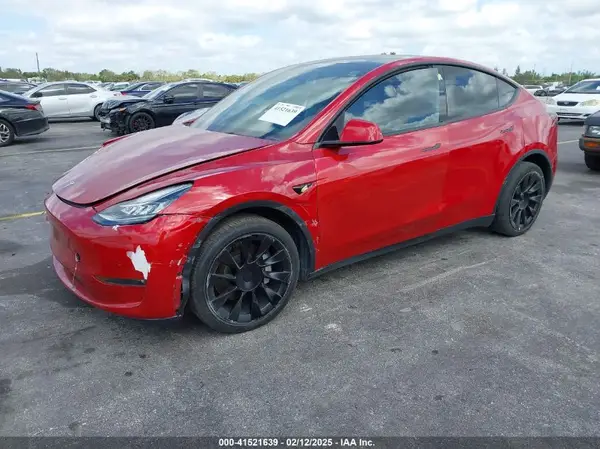 7SAYGDEE5NF386470 2022 TESLA MODEL Y - Image 2