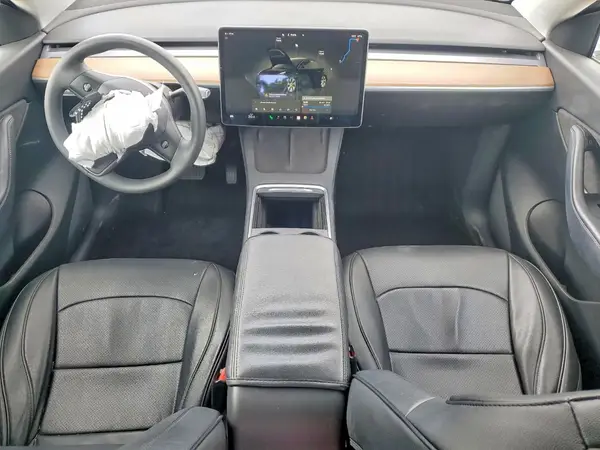 7SAYGDEE5NF388431 2022 TESLA MODEL Y - Image 8
