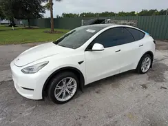 7SAYGDEE5NF394553 2022 TESLA MODEL Y
