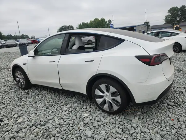 7SAYGDEE5NF395315 2022 TESLA MODEL Y - Image 2