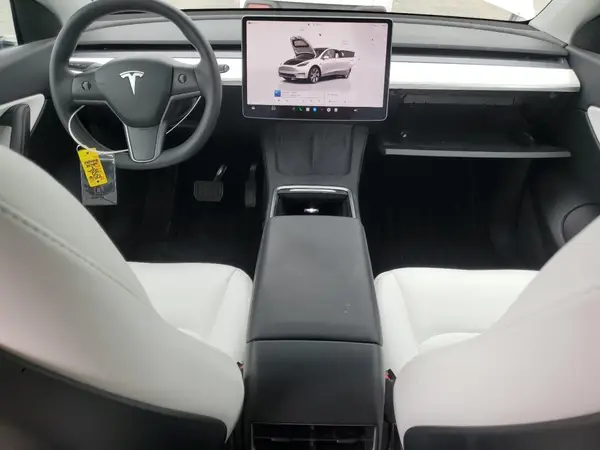 7SAYGDEE5NF404417 2022 TESLA MODEL Y - Image 8