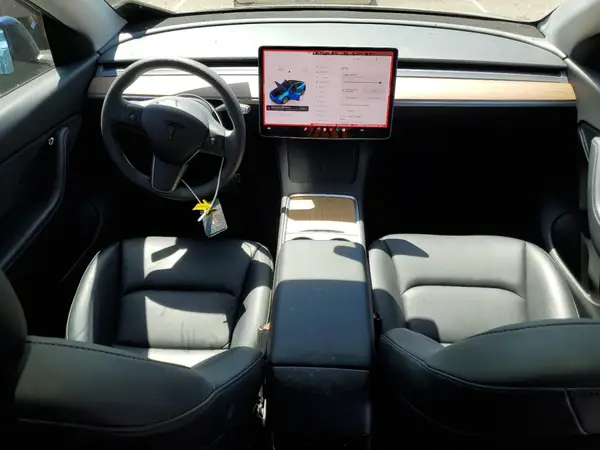 7SAYGDEE5NF407558 2022 TESLA MODEL Y - Image 8