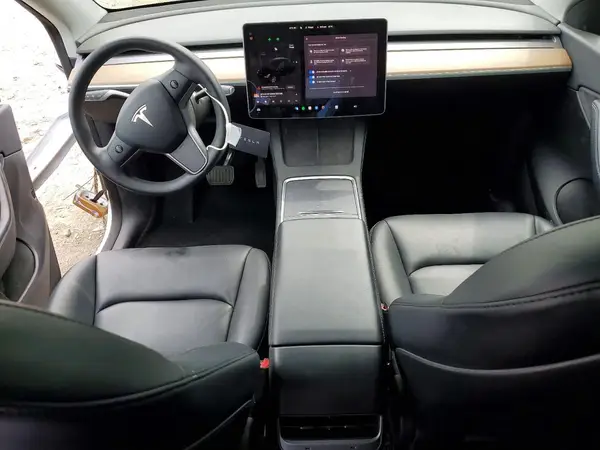 7SAYGDEE5NF422559 2022 TESLA MODEL Y - Image 8
