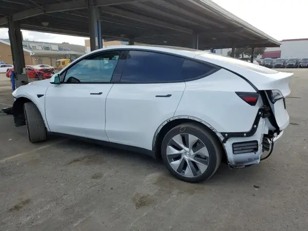 7SAYGDEE5NF435702 2022 TESLA MODEL Y - Image 2