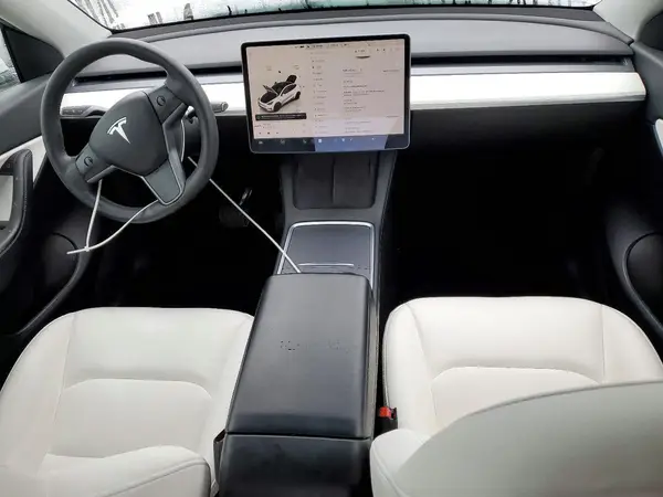 7SAYGDEE5NF436347 2022 TESLA MODEL Y - Image 8