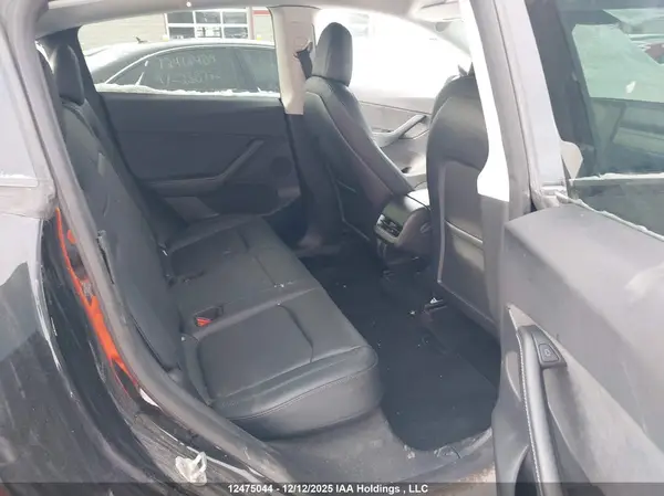 7SAYGDEE5NF438230 2022 TESLA MODEL Y - Image 8
