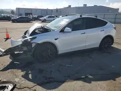 7SAYGDEE5NF438955 2022 TESLA MODEL Y