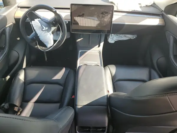 7SAYGDEE5NF438955 2022 TESLA MODEL Y - Image 8