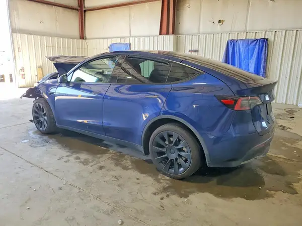 7SAYGDEE5NF441578 2022 TESLA MODEL Y - Image 2