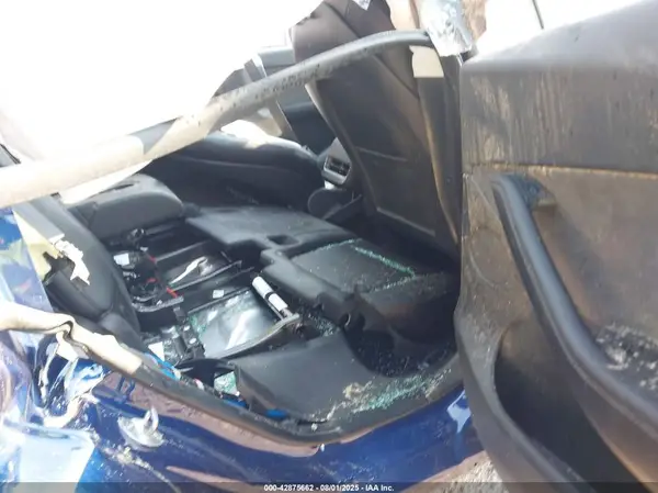 7SAYGDEE5NF448451 2022 TESLA MODEL Y - Image 8