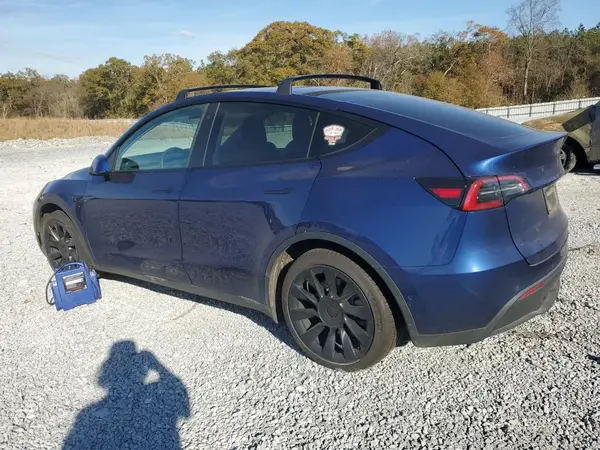 7SAYGDEE5NF449728 2022 TESLA MODEL Y - Image 2