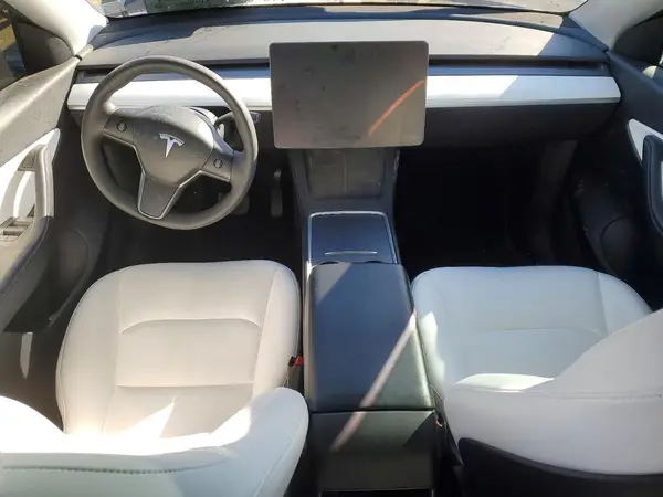 7SAYGDEE5NF456081 2022 TESLA MODEL Y - Image 8