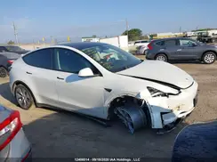 7SAYGDEE5NF464391 2022 TESLA MODEL Y