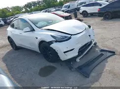 7SAYGDEE5NF466223 2022 TESLA MODEL Y