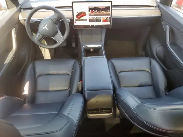 7SAYGDEE5NF480090 2022 TESLA MODEL Y - Image 8