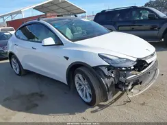 7SAYGDEE5NF506185 2022 TESLA MODEL Y
