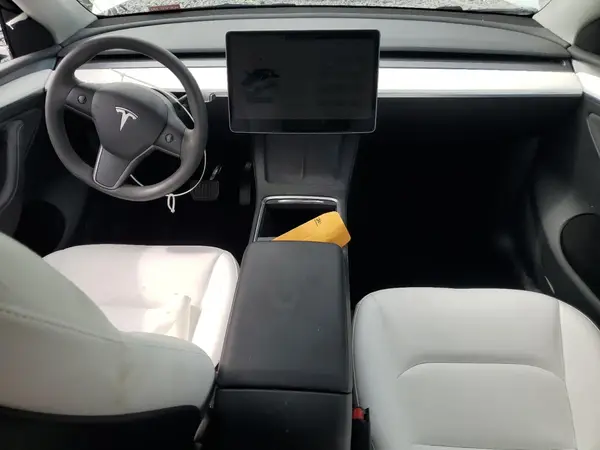 7SAYGDEE5NF516604 2022 TESLA MODEL Y - Image 8