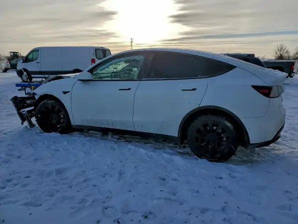 7SAYGDEE5NF517106 2022 TESLA MODEL Y - Image 2