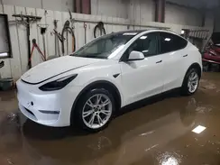 7SAYGDEE5NF532141 2022 TESLA MODEL Y