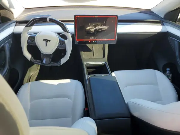 7SAYGDEE5NF562479 2022 TESLA MODEL Y - Image 8