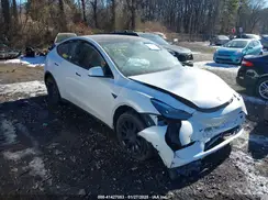 7SAYGDEE5NF562725 2022 TESLA MODEL Y