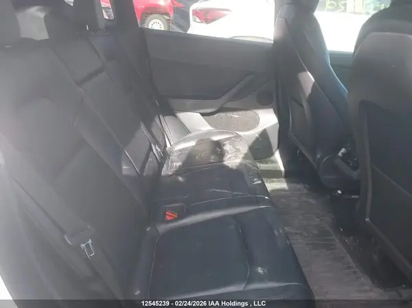 7SAYGDEE5NF564958 2022 TESLA MODEL Y - Image 8