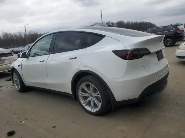 7SAYGDEE5NF571179 2022 TESLA MODEL Y - Image 2